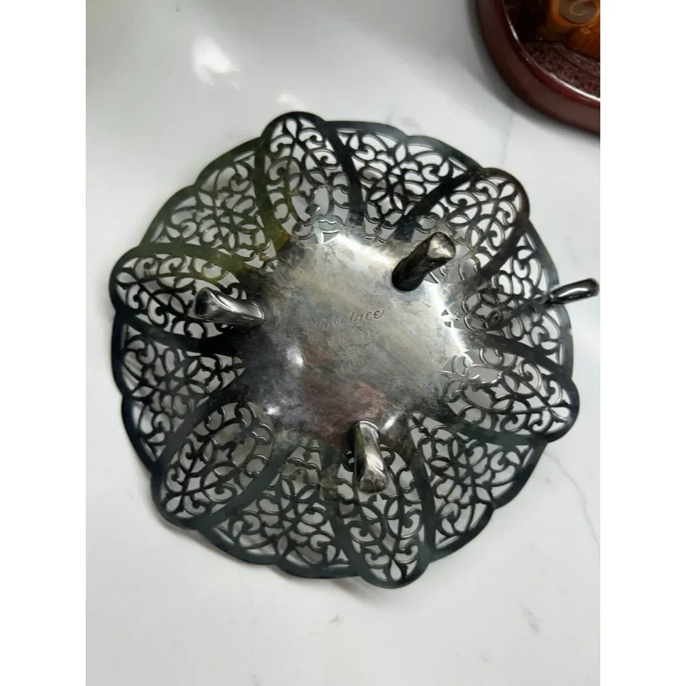 Vintage International Silver Lovelace Footed Handled Candy Dish